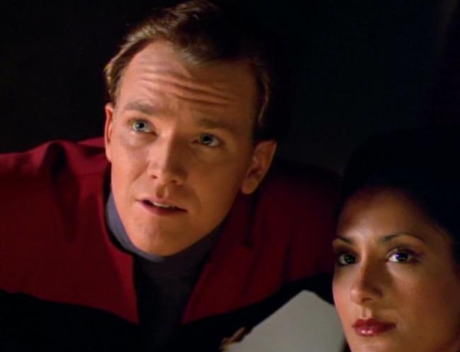 Szenenbild aus Star Trek: Voyager "Der Fürsorger, Teil 1" Szenenbild aus Star Trek: Voyager "Der Fürsorger, Teil 1"