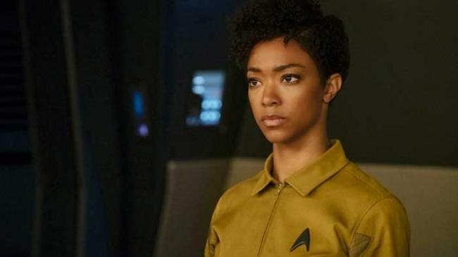 Michael Burnham (Sonequa Michael-Green) in 1.03 "Context is for Kings"