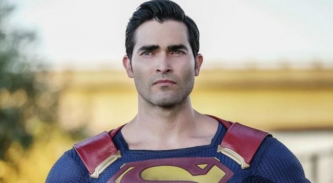 Superman in Supergirl