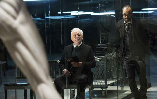 Westworld-Szenenbild mit Anthony Hopkins