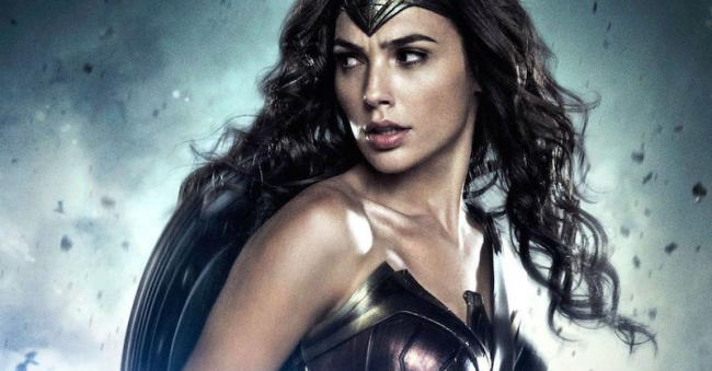 Charakterposter zu Batman v Superman: Wonder Woman Charakterposter zu Batman v Superman: Wonder Woman