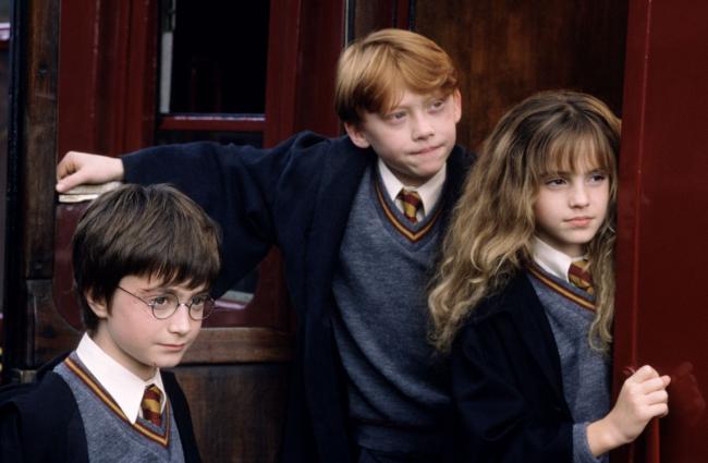 Harry, Ron und Hermine im Hogwarts-Express
