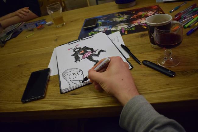 Roboter Jo und Drache Nü