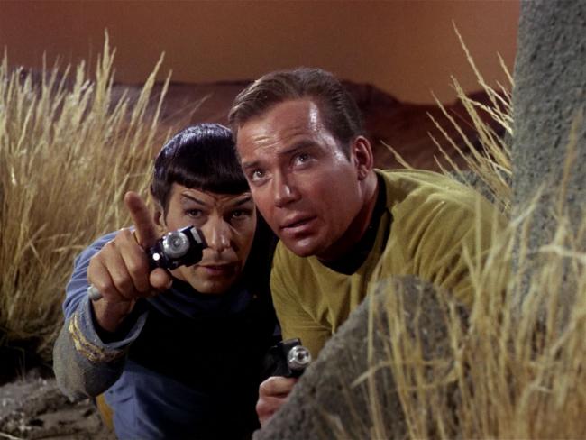 Szenenbild aus Raumschiff Enterprise: Spock und Kirk