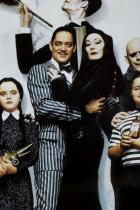 Die Addams Family: Neue TV-Serie in Entwicklung - Tim Burton im Gespräch für die Regie