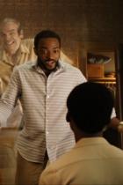 We Have a Ghost: Erster Trailer zur neuen Netflix-Serie mit David Harbour & Anthony Mackie