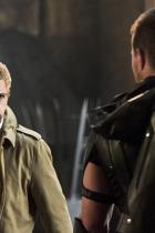 Arrow: Trailer und Bilder zur Constantine-Episode