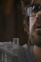 Kritik zu Rememory: Peter Dinklage in überlanger Black-Mirror-Episode