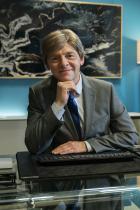 Truth Seekers: Erste Bilder zur Amazon-Serie mit Simon Pegg & Nick Frost