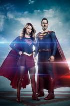 Supergirl: Superman kehrt zum Finale der 2. Staffel zurück