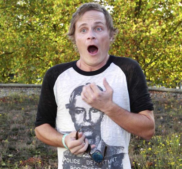 David Anders: Was passiert, wenn du Horrorfilme schaust? David Anders: Was passiert, wenn du Horrorfilme schaust?