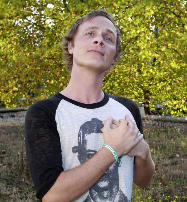 David Anders: Bist du ein romantischer Typ? David Anders: Bist du ein romantischer Typ?