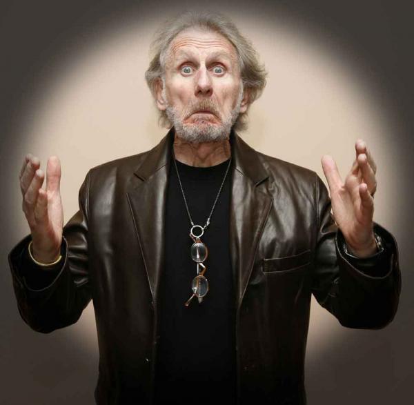 René Auberjonois: In welchem Genre spielst du am liebsten? René Auberjonois: In welchem Genre spielst du am liebsten?