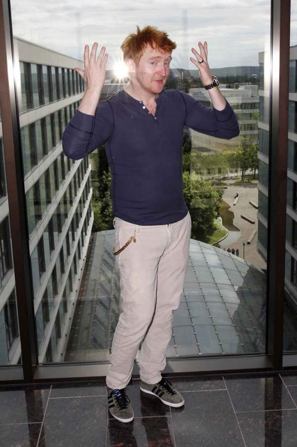 Tony Curran: Was macht Datak Tarr aus Defiance als Erstes, wenn er morgens aufsteht? Tony Curran: Was macht Datak Tarr aus Defiance als Erstes, wenn er morgens aufsteht?