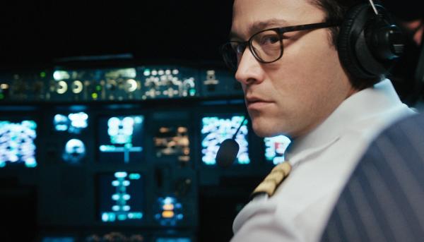 Joseph Gordon-Levitt als Tobias Ellis in 7500 Joseph Gordon-Levitt als Tobias Ellis in 7500