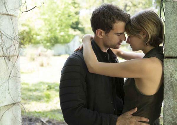 Four (Theo James) und Tris (Shailene Woodley)  Four (Theo James) und Tris (Shailene Woodley)