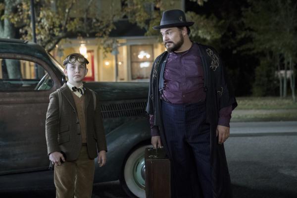 Jack Black & Owen Vaccaro in Das Haus der geheimnisvollen Uhren