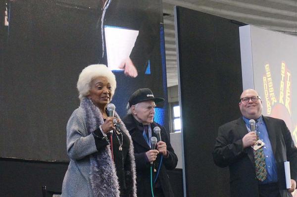 Nichell Nichols und Walter Koenig Nichell Nichols und Walter Koenig