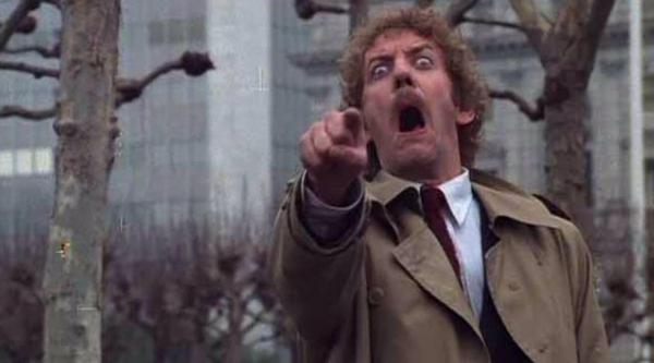 Donald Sutherland 1978 in Die Körperfresser kommen