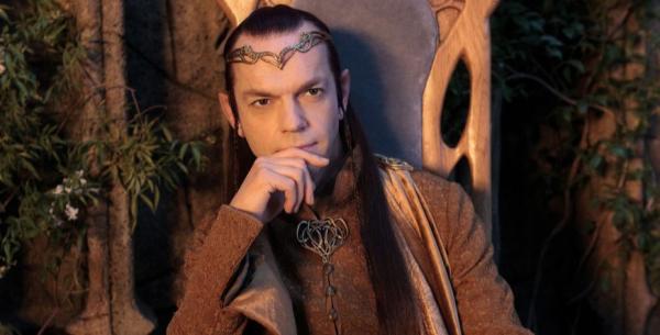 Hugo Weaving als Elrond in Der Hobbit