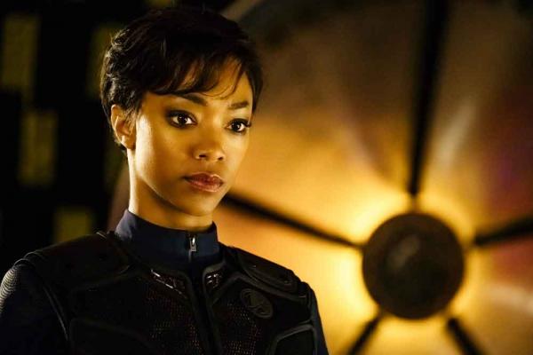 Sonequa Martin-Green als Michael Burnham in Star Trek: Discovery