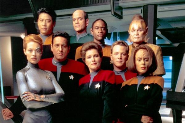 Star Trek Voyager Crew