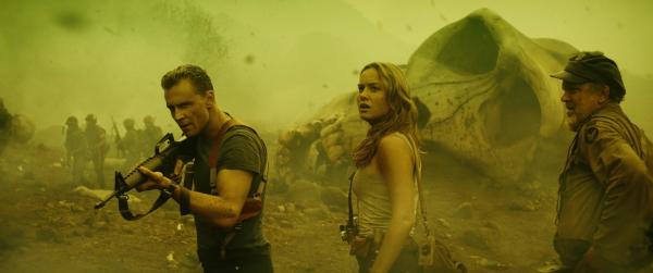 Brie Larson, Tom Hiddleston, John C. Reilly in Kong: Skull Island