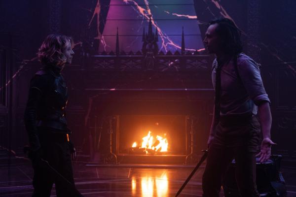 Tom Hiddleston und Sophia Di Martino als Loki und Sylvie