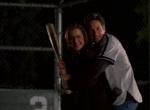 Sculler und Mulder spielen Baseball in Folge 6x20 The Unnatural Sculler und Mulder spielen Baseball in Folge 6x20 The Unnatural