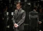 Tom Hiddleston als Cyborg-Steuerfahnder in der Verfilmung von Hard Boiled