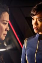 Star Trek: Discovery - Neue Szenenbilder zeigen Captain Georgiou, Commander Burnham &amp; Klingonen