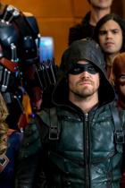 Arrowverse: Neue Darsteller und erstes Bild von Rouths Superman im neuen Crossover von Arrow, The Flash & Supergirl