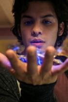 One Piece: Xolo Maridueña spielt Portgas D. Ace in Staffel 3