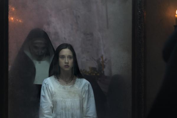 Bonnie Aarons & Taissa Farmiga in The Nun Bonnie Aarons & Taissa Farmiga in The Nun